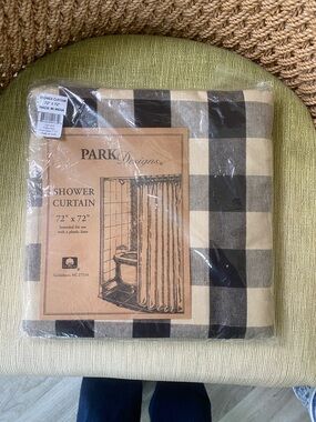 Park Designs NWT Buffalo Check Shower Curtain - Black & Cream. Gorgeous!